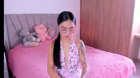 Sarah online show from 08.04.26