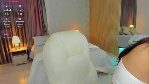 Sarah online show from 11.19.25