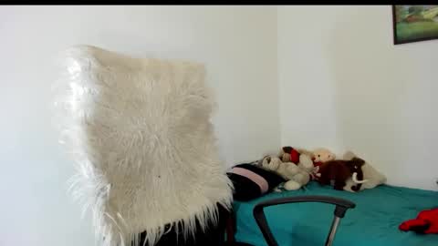 Snapshot of sarah_sweett chatting on 11.28.25 Sarah online show from 11.28.25