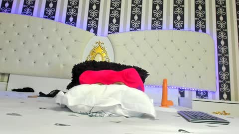 Sarah online show from 01.29.25