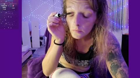 sarahdellisonn online show from 06.07.26