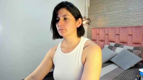 Sarah Deyvis online show from 03.08.25