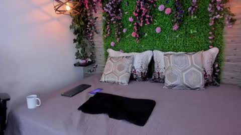 Sarah Deyvis online show from 03.07.26