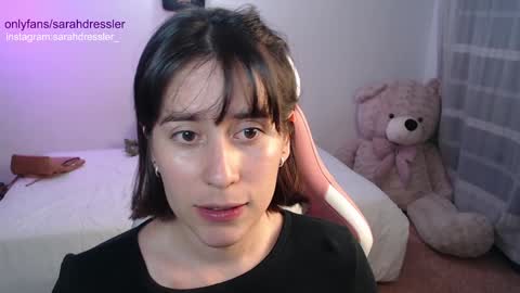 Snapshot of sarahdressler chatting on 12.22.24 sarahdressler online show from 12.22.24