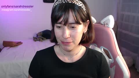 Snapshot of sarahdressler chatting on 12.24.24 sarahdressler online show from 12.24.24