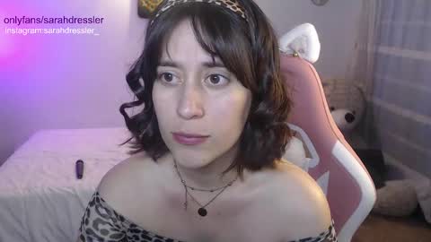 Snapshot of sarahdressler chatting on 02.11.25 sarahdressler online show from 02.11.25