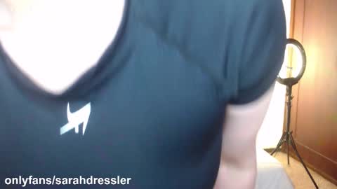 sarahdressler online show from 12.03.25