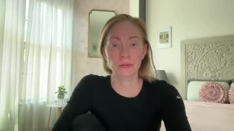 Sarah online show from 06.17.26