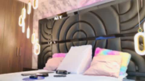 Sarah online show from 02.10.25