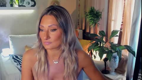 Divine Sarah NONUDE model online show from 07.13.26
