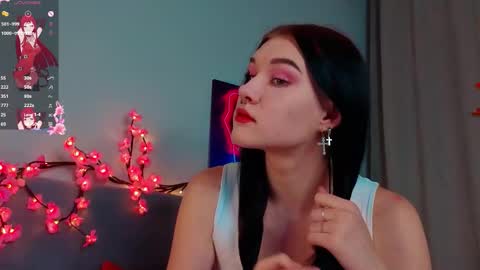 Sarah  online show from 10.25.25