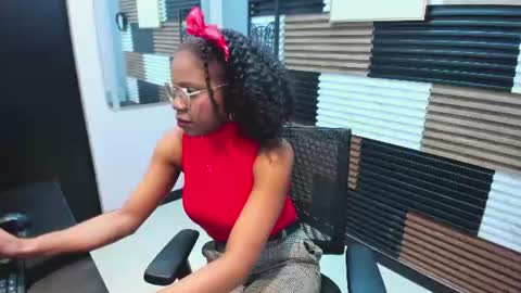 Sarahi pusey online show from 07.25.26