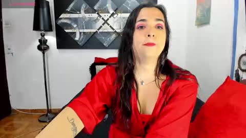 Snapshot of sarahjey chatting on 03.06.25 SARAHJEY online show from 03.06.25