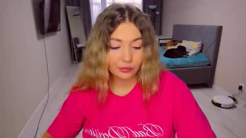 Sarah online show from 02.11.26