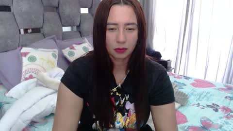 Lia online show from 11.28.25