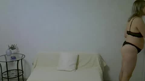 Snapshot of sarahphelps chatting on 11.23.25 sarahphelps online show from 11.23.25