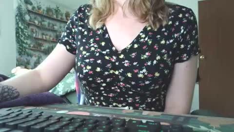 Sarah online show from 05.27.26