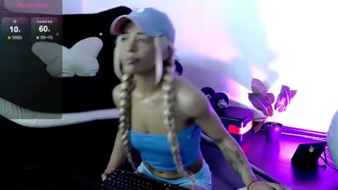 sarahraiynex online show from 06.11.26