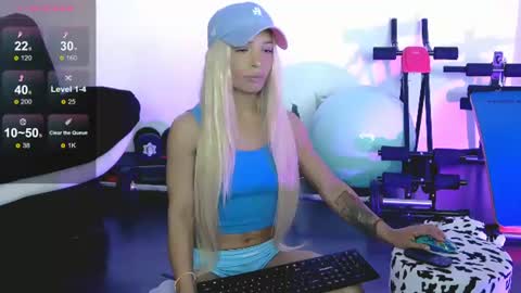 sarahraiynex online show from 06.16.26