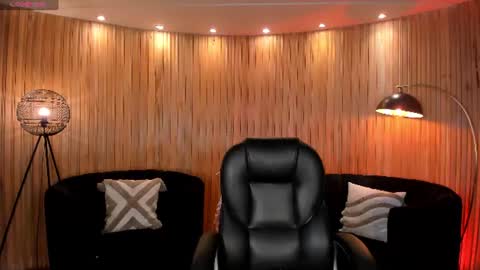 Sarah Rhodes online show from 07.14.26