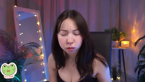 Snapshot of sarahson chatting on 02.04.25 vacation 16-30 of november caucht me in insta online show from 02.04.25