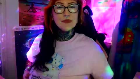 Snapshot of saraht666 chatting on 02.21.26 Sarah T online show from 02.21.26