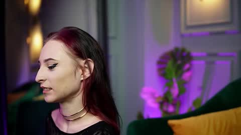 Snapshot of saraiangel chatting on 11.05.25 Sarai online show from 11.05.25