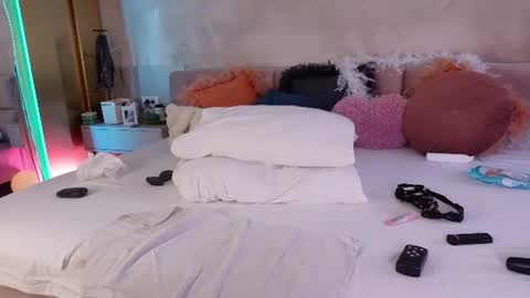 Jenny online show from 07.07.26