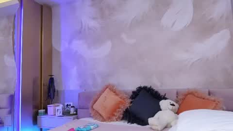 Jenny online show from 07.08.26