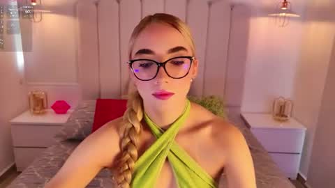 Sara jones   online show from 06.19.26