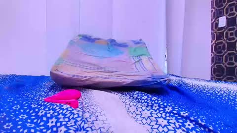 Sara  online show from 03.04.25