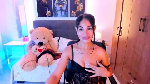 Snapshot of saralife69 chatting on 02.22.25 saralife69 online show from 02.22.25