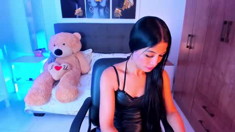 Snapshot of saralife69 chatting on 03.04.25 saralife69 online show from 03.04.25