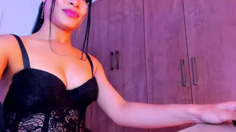 Snapshot of saralife69 chatting on 03.12.25 saralife69 online show from 03.12.25