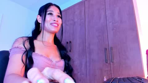 Snapshot of saralife69 chatting on 03.12.25 saralife69 online show from 03.12.25