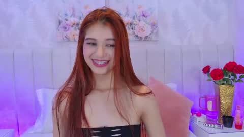 Sara Lugo  online show from 06.25.26