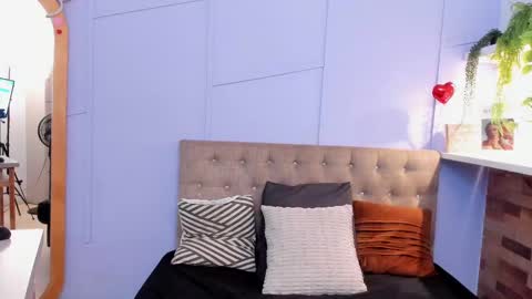 Sara and Edward online show from 10.26.25