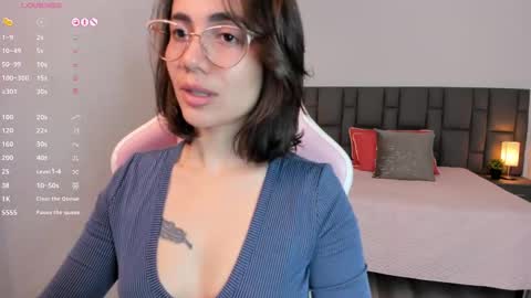 Sara online show from 10.30.25