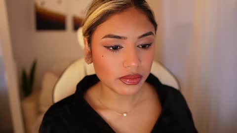 Sara online show from 12.31.24