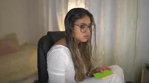 Sara online show from 09.23.25