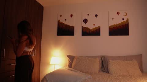 Sara online show from 10.23.25