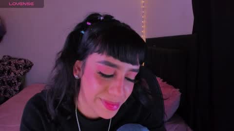 Snapshot of sarapiink chatting on 02.27.26 Sara online show from 02.27.26