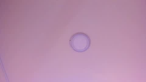 Snapshot of sarasaenz__ chatting on 12.23.24 online show from 12.23.24