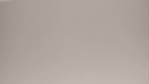 Snapshot of sarasaenz__ chatting on 01.12.25 online show from 01.12.25