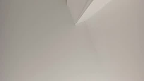 Snapshot of sarasaenz__ chatting on 01.21.25 online show from 01.21.25