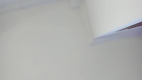 Snapshot of sarasaenz__ chatting on 02.06.25 online show from 02.06.25