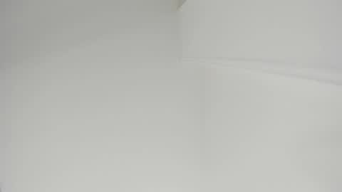 Snapshot of sarasaenz__ chatting on 02.07.25 online show from 02.07.25