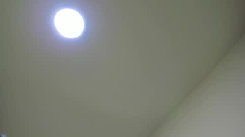 Snapshot of sarasaenz__ chatting on 02.24.25 online show from 02.24.25