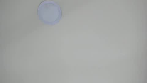 Snapshot of sarasaenz__ chatting on 02.27.25 online show from 02.27.25
