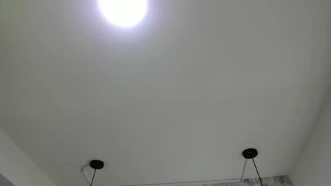 Snapshot of sarasaenz__ chatting on 03.08.25 online show from 03.08.25